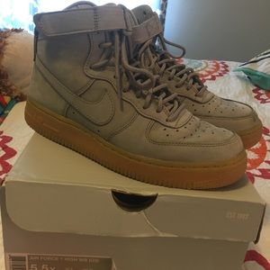 Nike air forces (light grey, hightop)